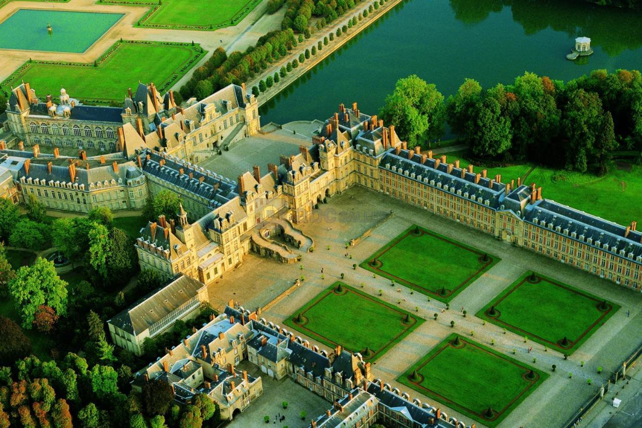 Le Bon'Aparte - Hypercentre De Fontainebleau Buitenkant foto